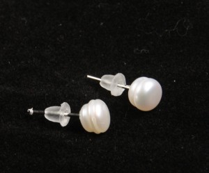 Cercei din perle cultura albe  1 pereche,5 mm